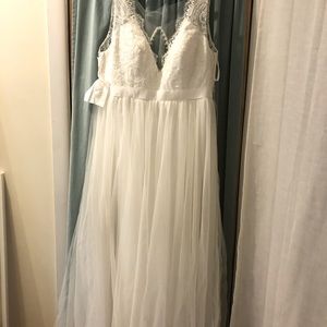 NEVER WORN, NEW WITH TAGS WEDDING DRESS